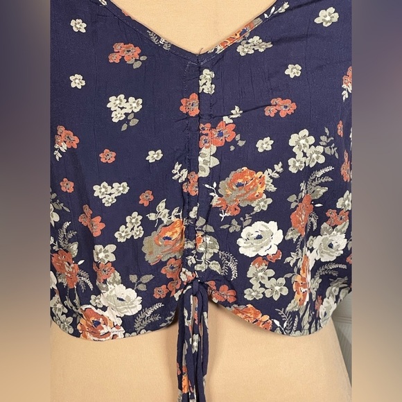 Altar’d State Floral Tie-Front Blouse‎ Small - Picture 4 of 6